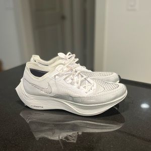 Nike Zoom Vaporfly Next % 2